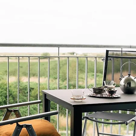 Apartment 47 4 N Waterkant Schillig